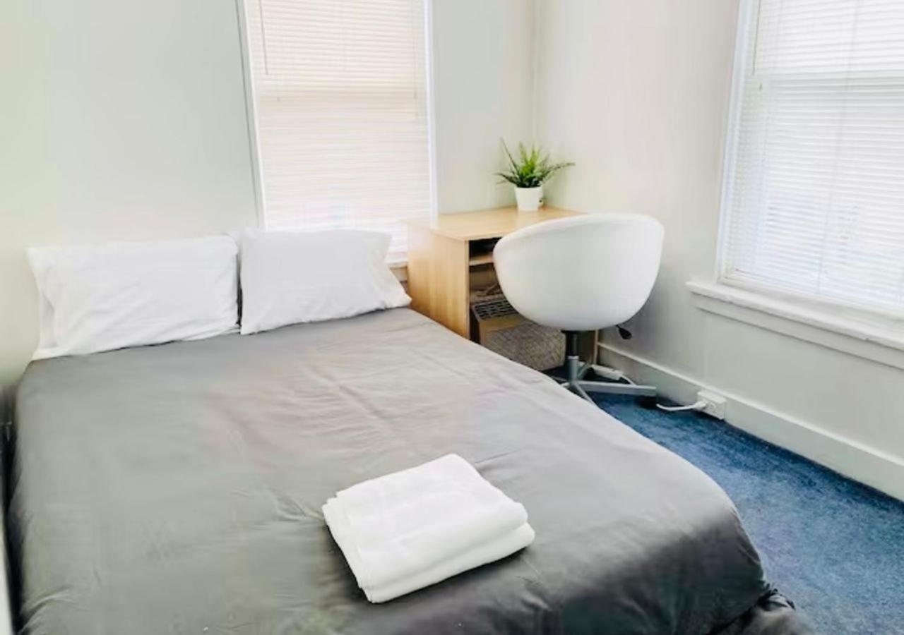 Oui On Ludlow - Entire House And Private Rooms In University City 费城 外观 照片