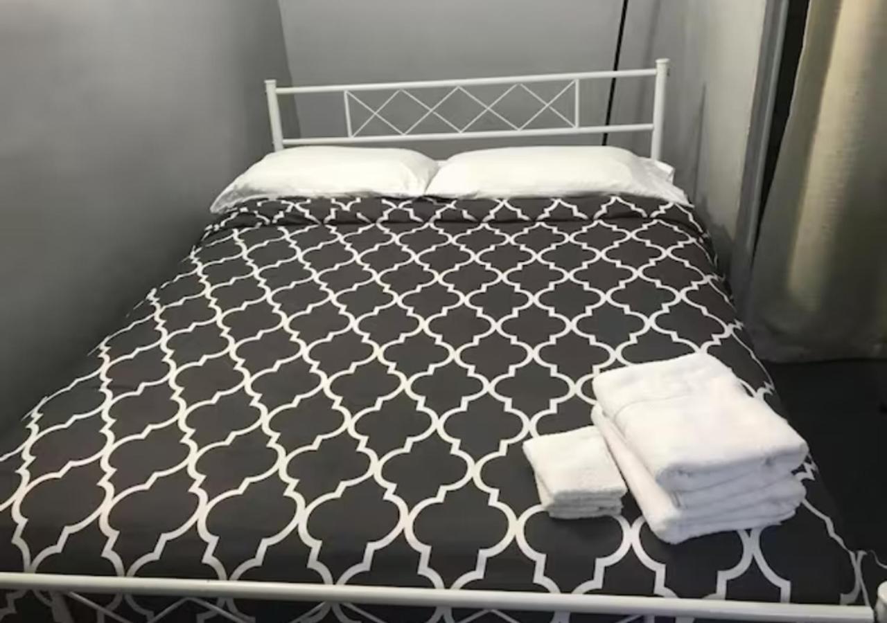 Oui On Ludlow - Entire House And Private Rooms In University City 费城 外观 照片