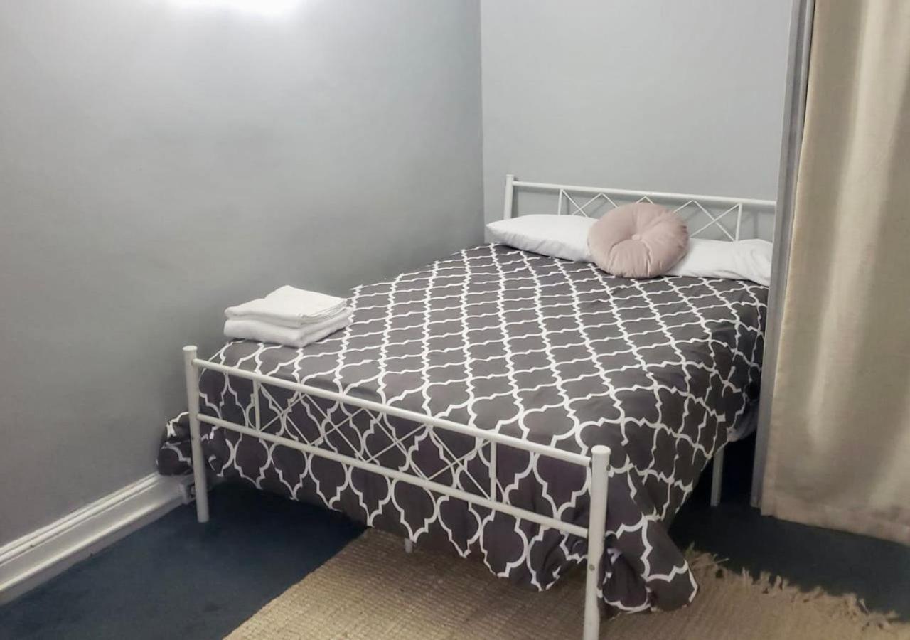 Oui On Ludlow - Entire House And Private Rooms In University City 费城 外观 照片